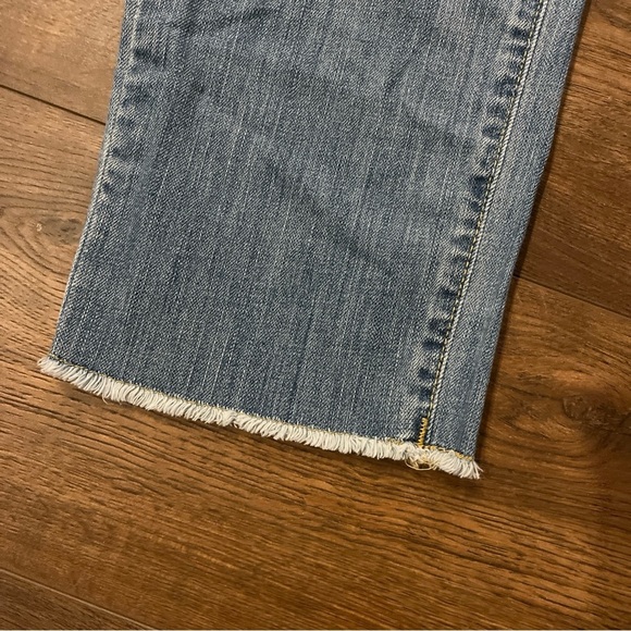 Mossimo Size 12 Womens Jeans Boyfriend Crop Raw Hem Stretch Low Rise Stonewash - Picture 4 of 5